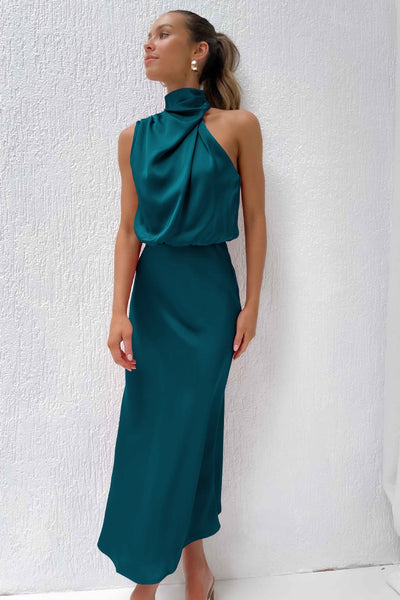 Vestido Coralia – Satén Largo con Cuello Halter