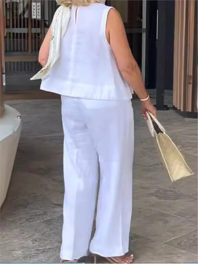 Conjunto de Mujer en Lino: Blusa Sin Mangas y Pantalón Ancho