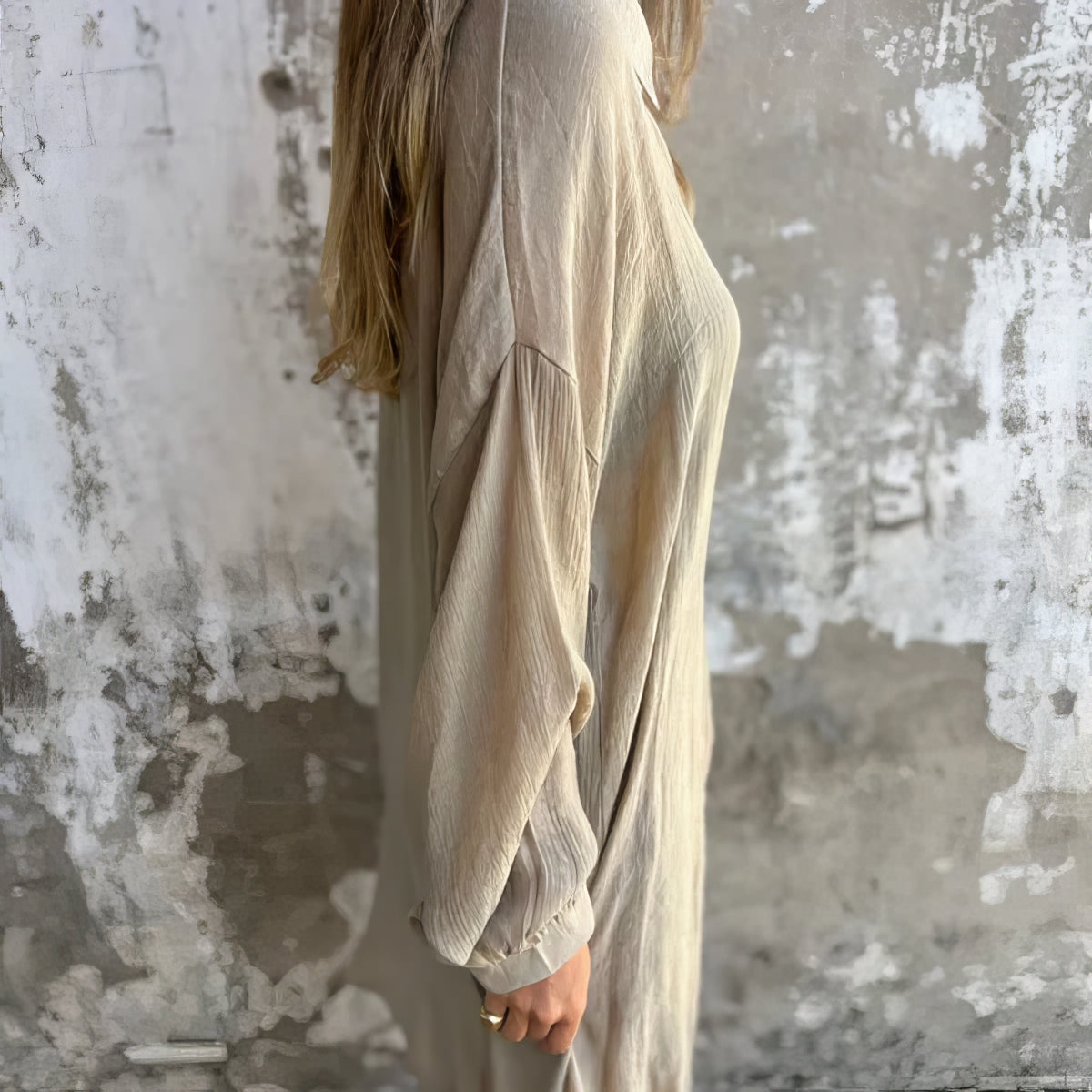 Conjunto casual de dos piezas con mangas largas y pantalones cortos para mujeres