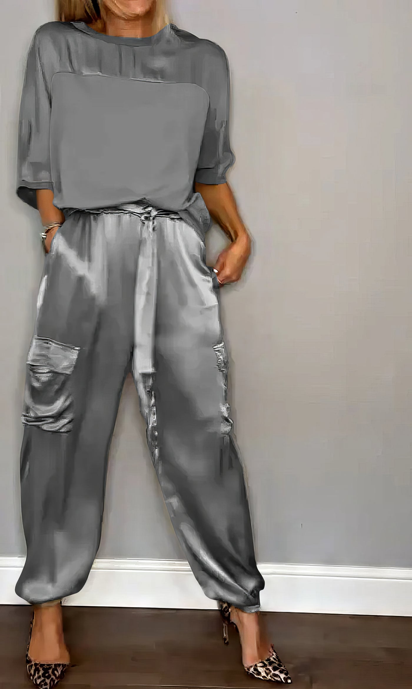 Conjunto de Satén Elegante de Dos Piezas con Blusa y Pantalón